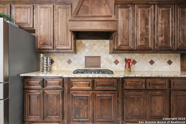 Listing photo id 28 for 7027 Bella Bluff