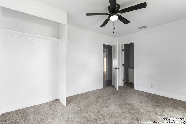 Listing photo id 16 for 5414 Borchers