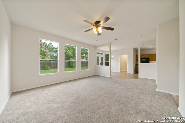 Listing photo id 8 for 104 Coriander
