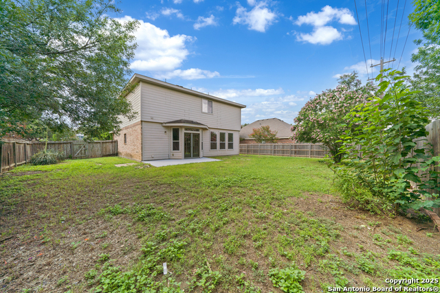 Listing photo id 26 for 104 Coriander