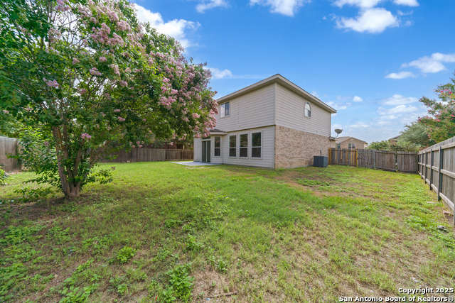 Listing photo id 27 for 104 Coriander