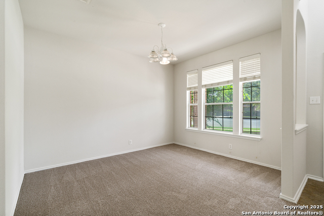 Listing photo id 4 for 104 Coriander