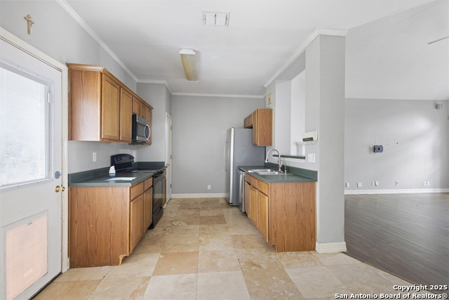 Image 3 of 14 For 12122 Clubhouse