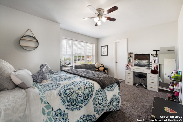Listing photo id 21 for 13710 Laramie Hill