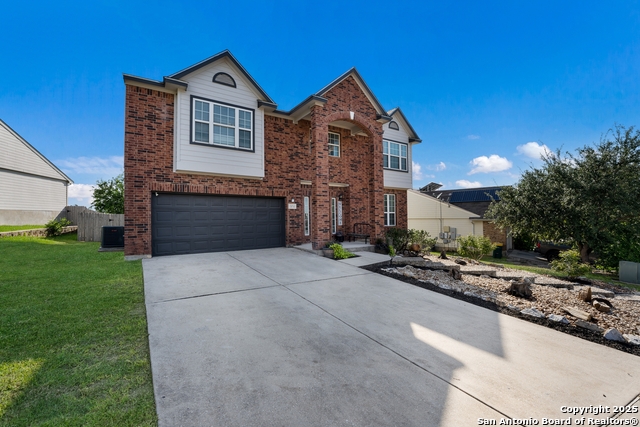 Listing photo id 1 for 13710 Laramie Hill