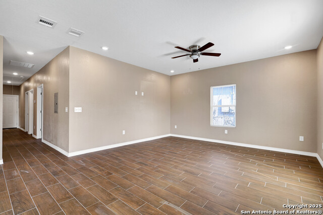 Listing photo id 1 for 4423 Buena Vista