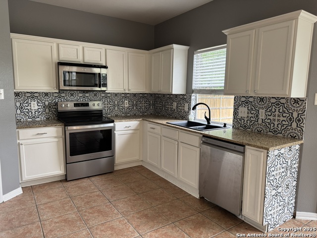 Image 10 of 30 For 527 Raven Ridge