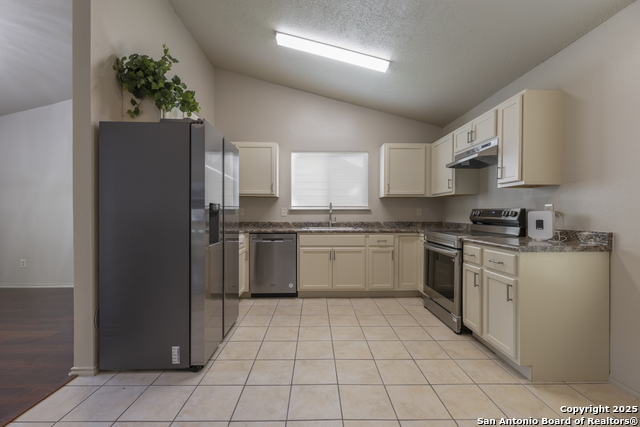 Image 10 of 27 For 5603 Needville