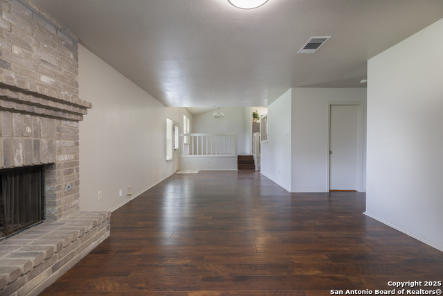 Image 5 of 27 For 5603 Needville