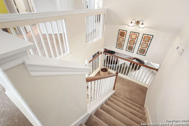Listing photo id 10 for 23015 Bengal Brook