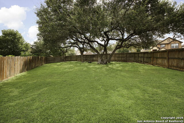 Listing photo id 21 for 23015 Bengal Brook