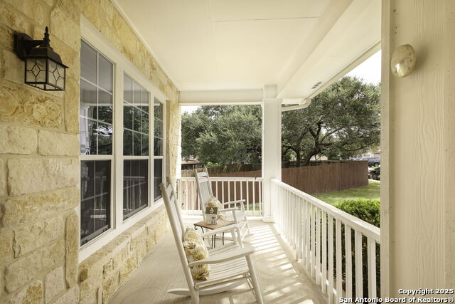 Listing photo id 1 for 23015 Bengal Brook