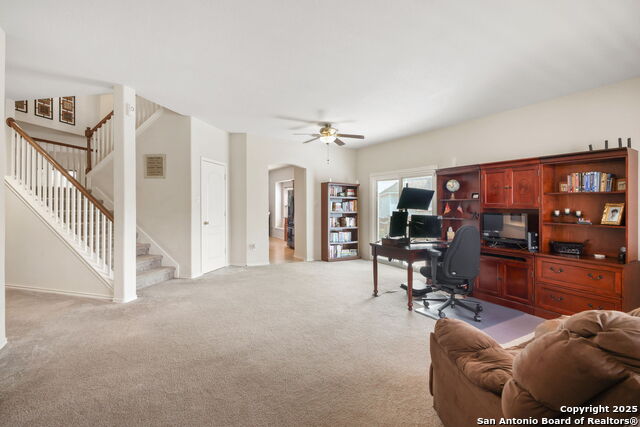 Listing photo id 2 for 23015 Bengal Brook