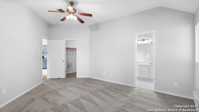 Listing photo id 12 for 2812 Berry Patch