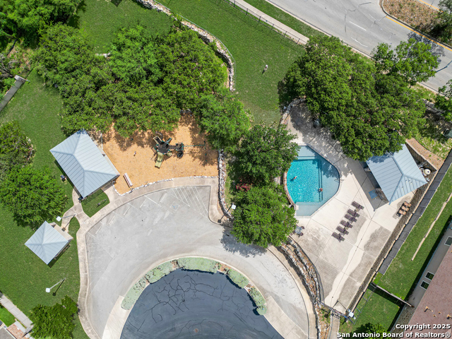 Listing photo id 2 for 1254 Bluemist Bay