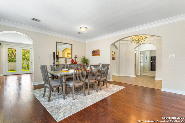 Listing photo id 7 for 1254 Bluemist Bay