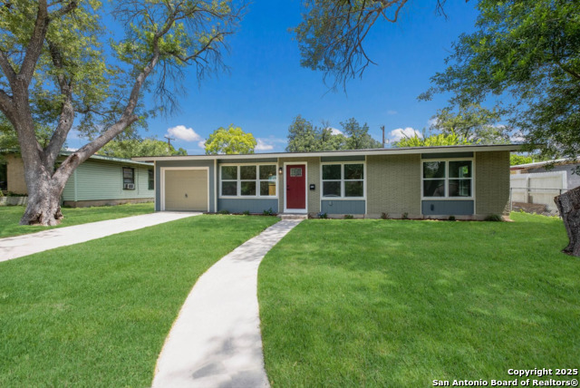 Details for 523 Gilbert Ln, San Antonio, TX 78213
