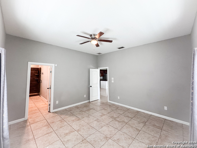 Listing photo id 8 for 7286 Elm Creek
