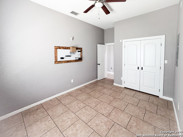 Listing photo id 17 for 7286 Elm Creek