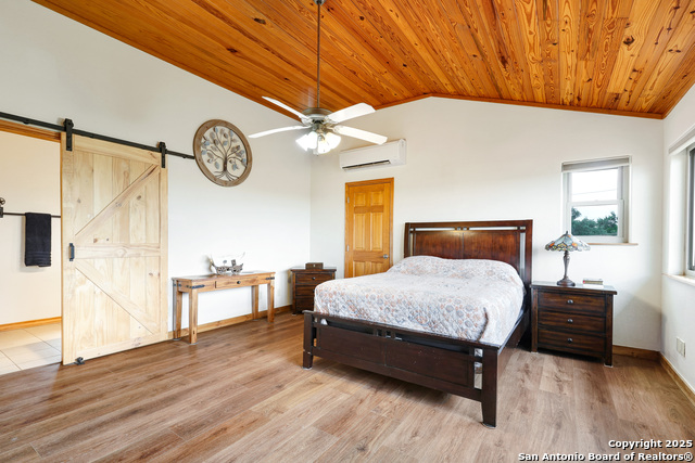Image 17 of 26 For 727 Private Road 1508
