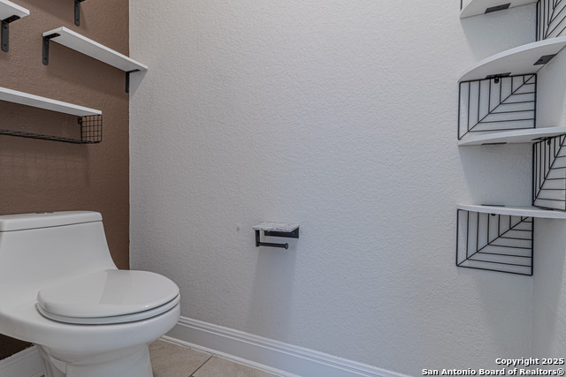 Listing photo id 22 for 8506 Hamer  