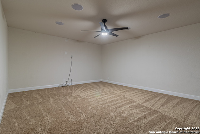 Listing photo id 28 for 8506 Hamer  