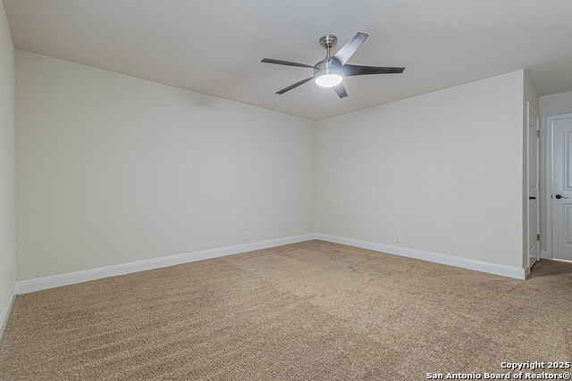Listing photo id 37 for 8506 Hamer  