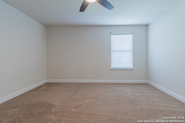 Listing photo id 39 for 8506 Hamer  