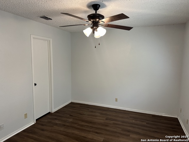 Image 8 of 10 For 5514 Lochmoor