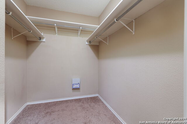 Image 18 of 26 For 9107 Gambier Dr