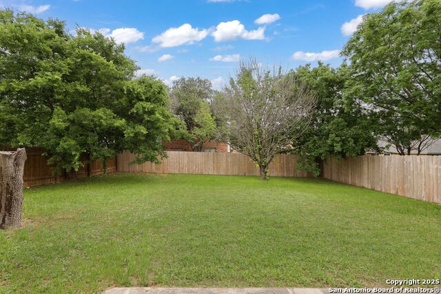 Image 22 of 26 For 9107 Gambier Dr