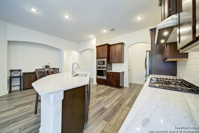 Image 10 of 27 For 8602 Glass Gem Dr