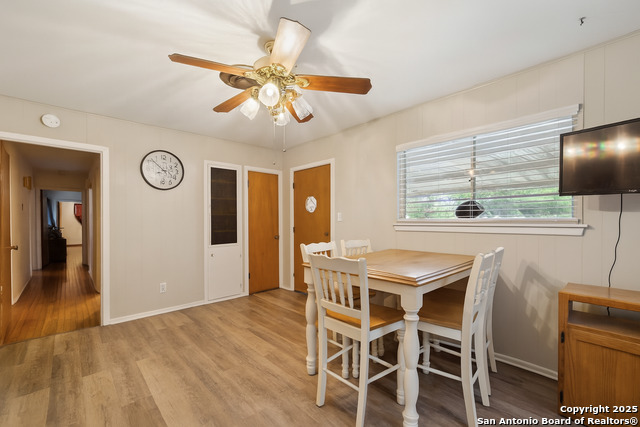 Image 6 of 31 For 727 Mittman S