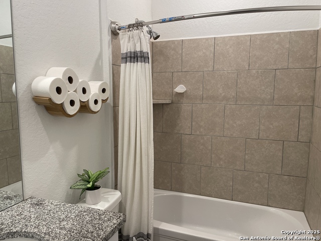 Listing photo id 16 for 31762 Nimbus Dr