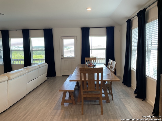 Listing photo id 24 for 31762 Nimbus Dr
