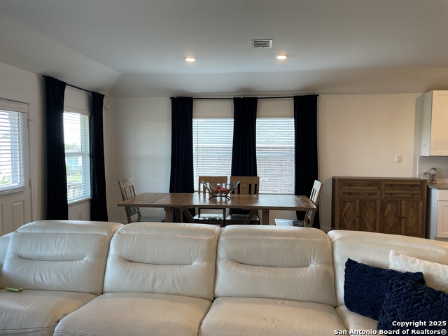 Listing photo id 26 for 31762 Nimbus Dr