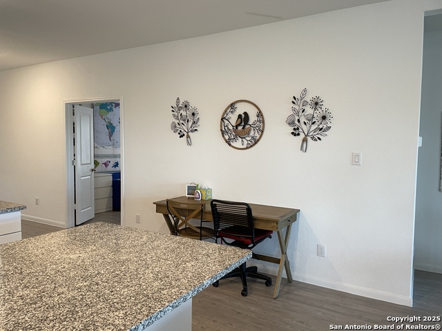 Listing photo id 29 for 31762 Nimbus Dr