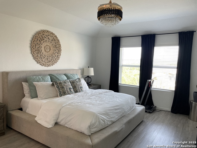 Listing photo id 37 for 31762 Nimbus Dr