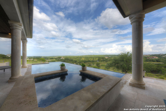 Listing photo id 32 for 1006 Ranger Ridge
