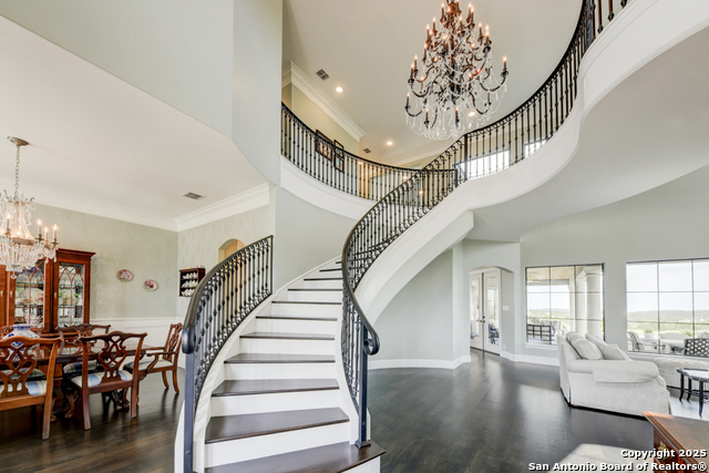 Listing photo id 3 for 1006 Ranger Ridge