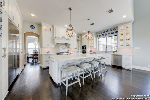 Listing photo id 6 for 1006 Ranger Ridge