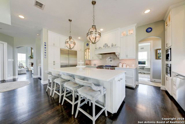 Listing photo id 7 for 1006 Ranger Ridge