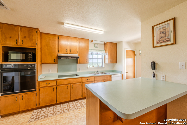 Image 12 of 29 For 8041 Fm 2200