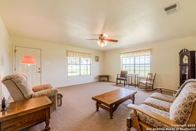 Image 15 of 29 For 8041 Fm 2200