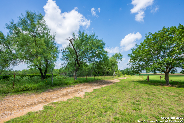 Image 17 of 29 For 8041 Fm 2200