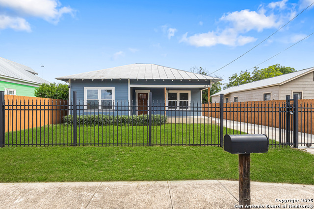 Details for 403 Givens  , San Antonio, TX 78204