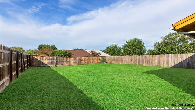 Image 12 of 15 For 8442 Forest Ridge