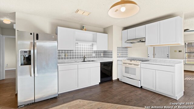 Image 4 of 15 For 8442 Forest Ridge