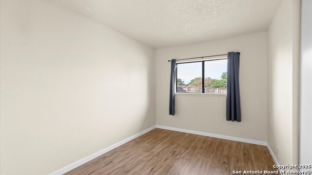Image 5 of 15 For 8442 Forest Ridge