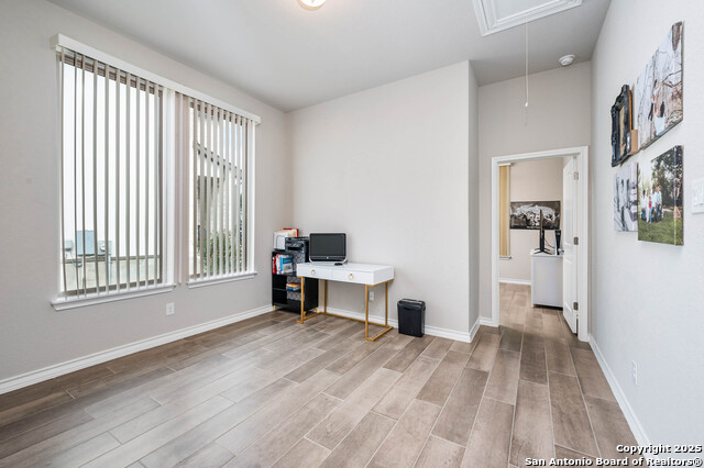 Image 19 of 27 For 9036 Graford Rdg